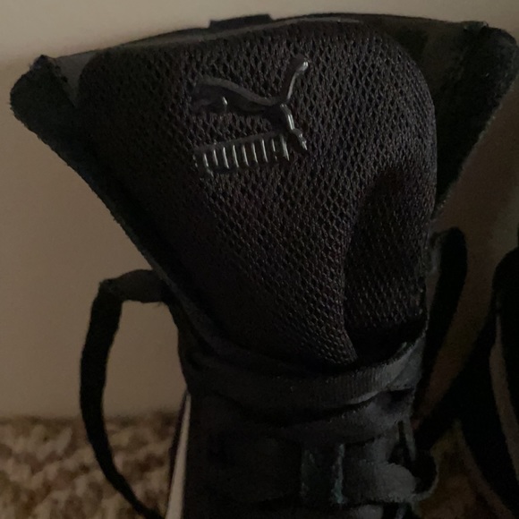 Puma female size 9 black boxing high tops - Picture 3 of 3